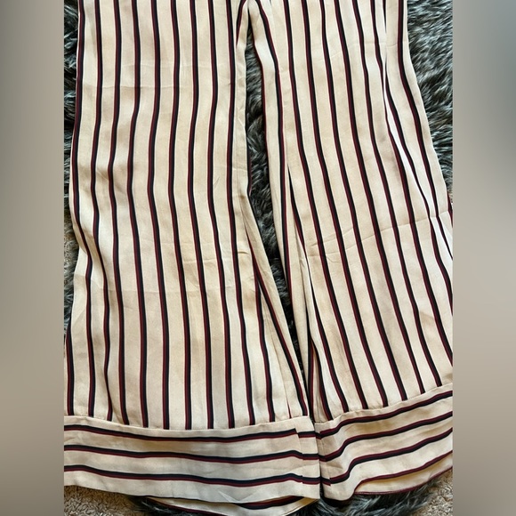 LAST PRICE🍒🤍 LUCCA crepe pants - Picture 5 of 11